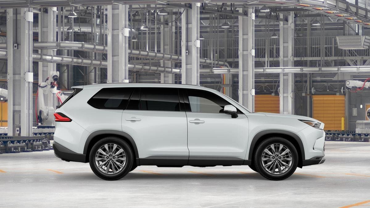 New 2026 Toyota Grand Highlander Platinum image 12