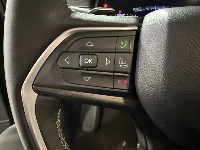 Used 2023 Jeep Grand Cherokee Limited image 13