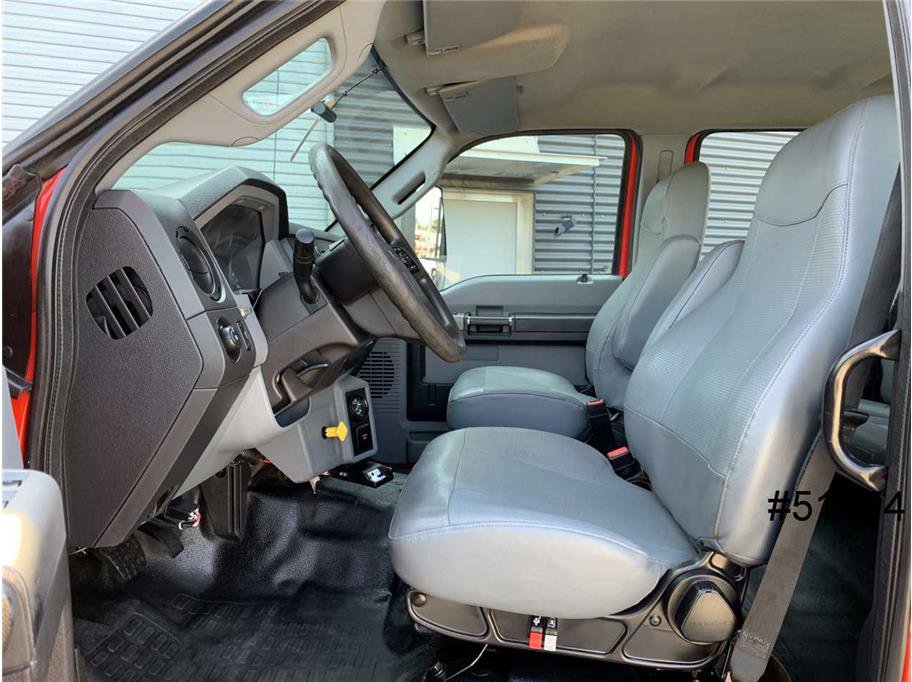 Used 2016 Ford F650 2WD Crew Cab Super Duty image 25