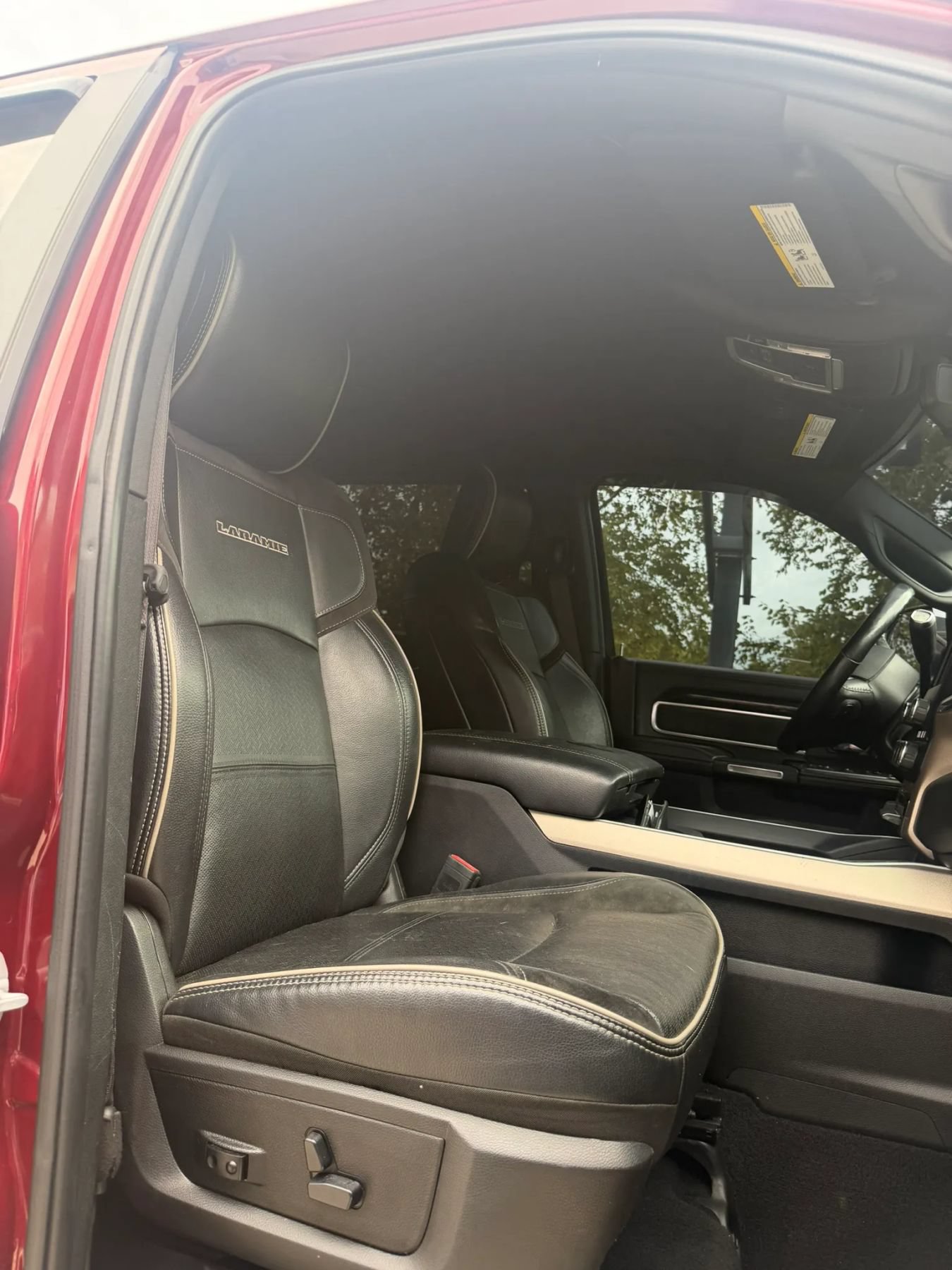 Used 2019 RAM 2500 Laramie AWD/4WD image 15