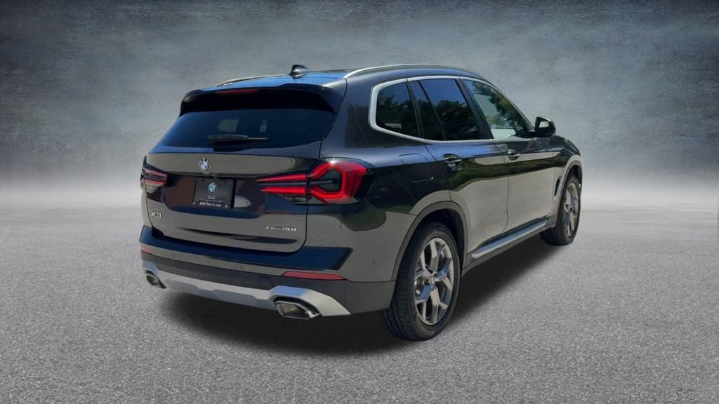 Used 2024 BMW X3 xDrive30i w/ Premium Package w/ZPA AWD/4WD image 22