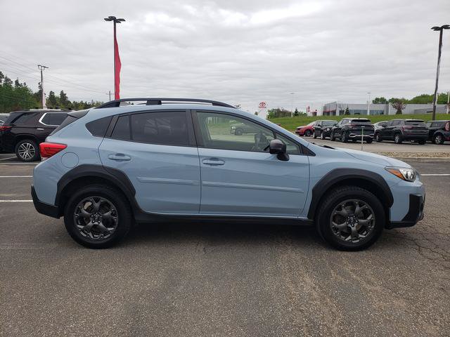 Used 2022 Subaru Crosstrek 2.5i Sport w/ Moonroof Package AWD/4WD image 2