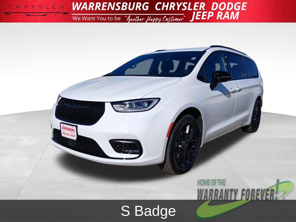 New 2026 Chrysler Pacifica Select image 10