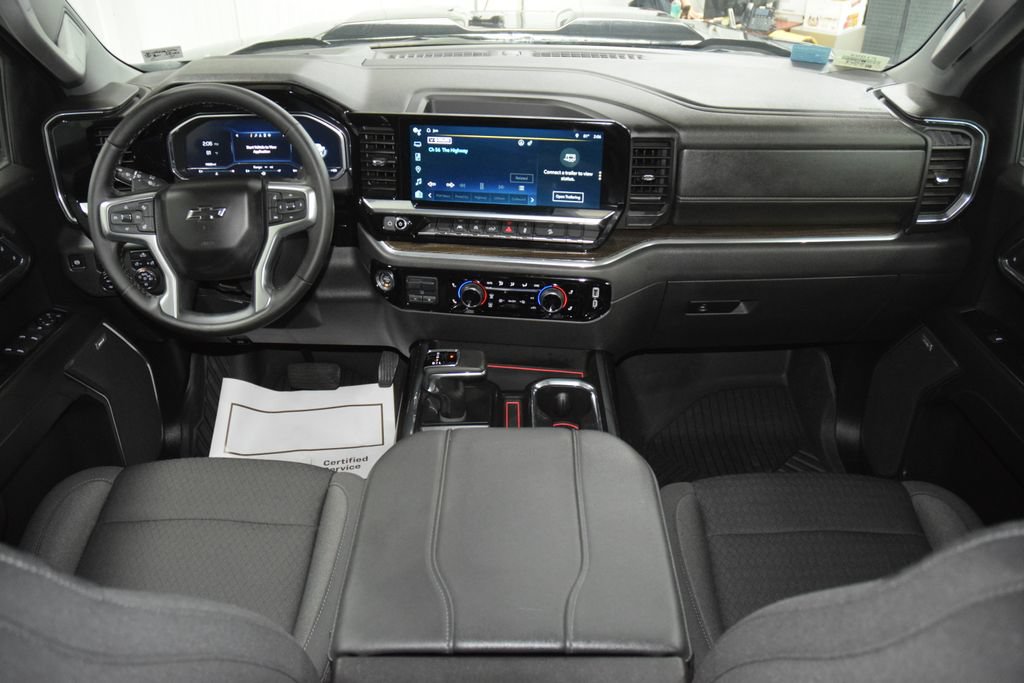 Used 2024 Chevrolet Silverado 1500 LT Trail Boss w/ Convenience Package II AWD/4WD image 34