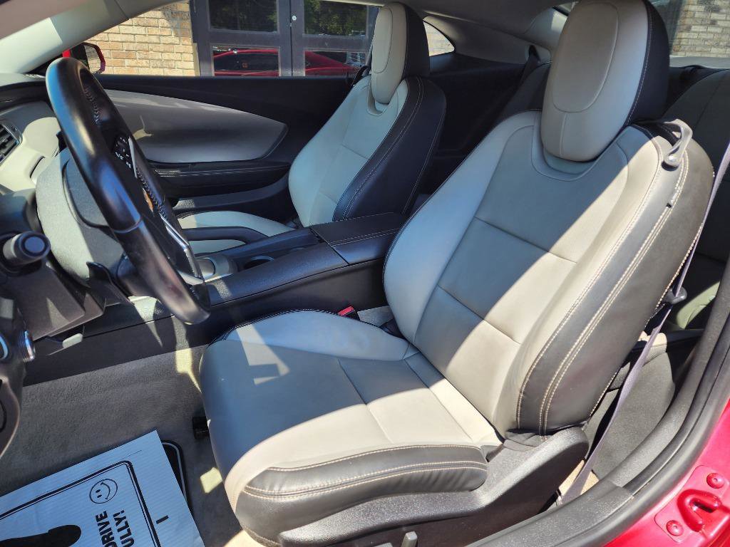 Used 2015 Chevrolet Camaro LT w/ Silver Rally Stripe Package image 13