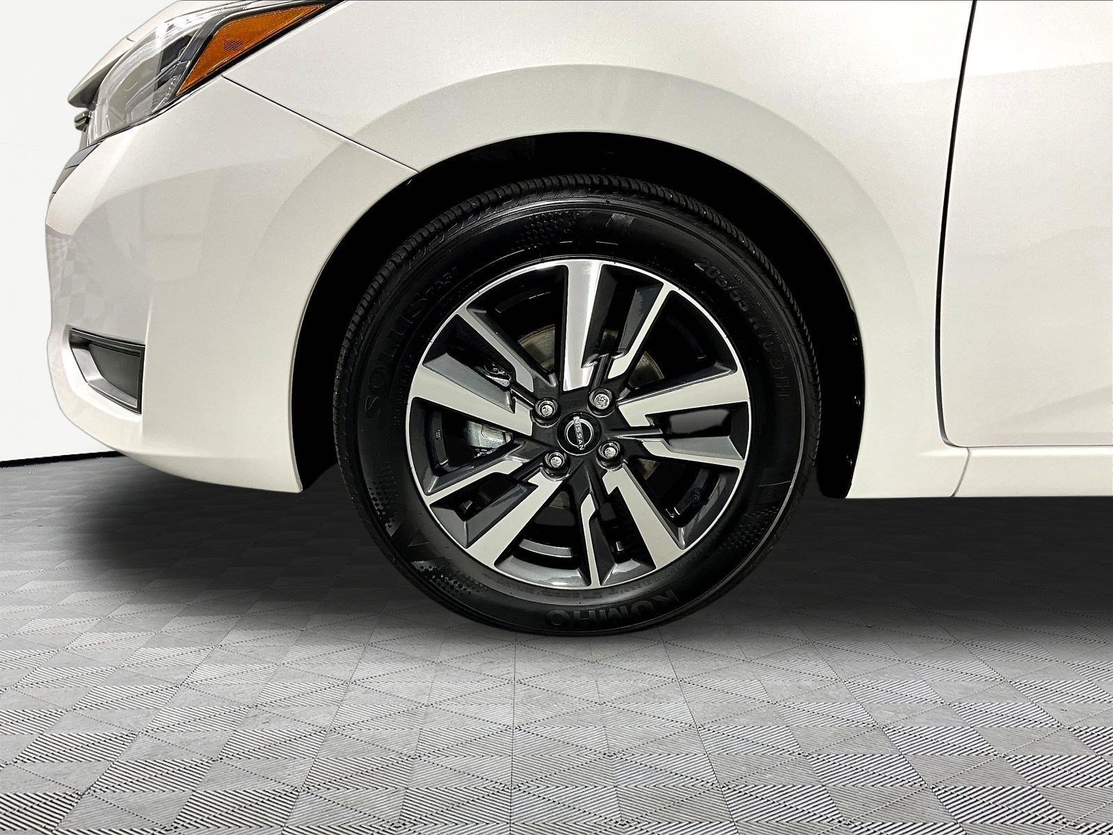 Certified 2025 Nissan Versa SV w/ Trunk Package FWD image 33