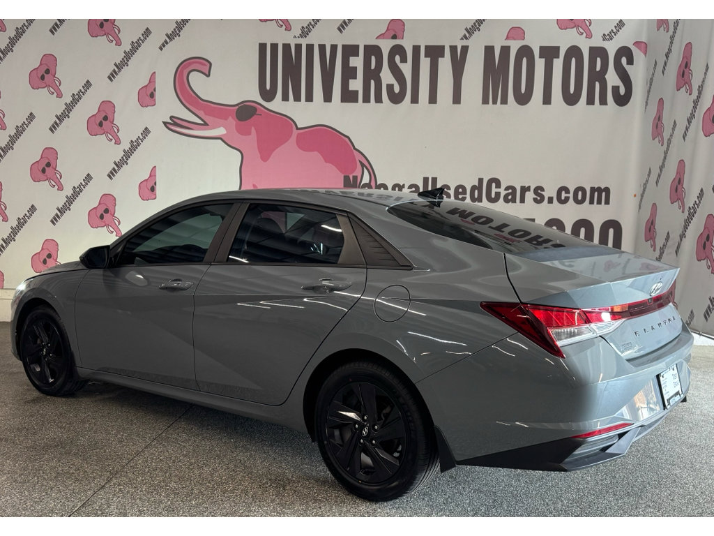 Used 2022 Hyundai Elantra SEL FWD image 12