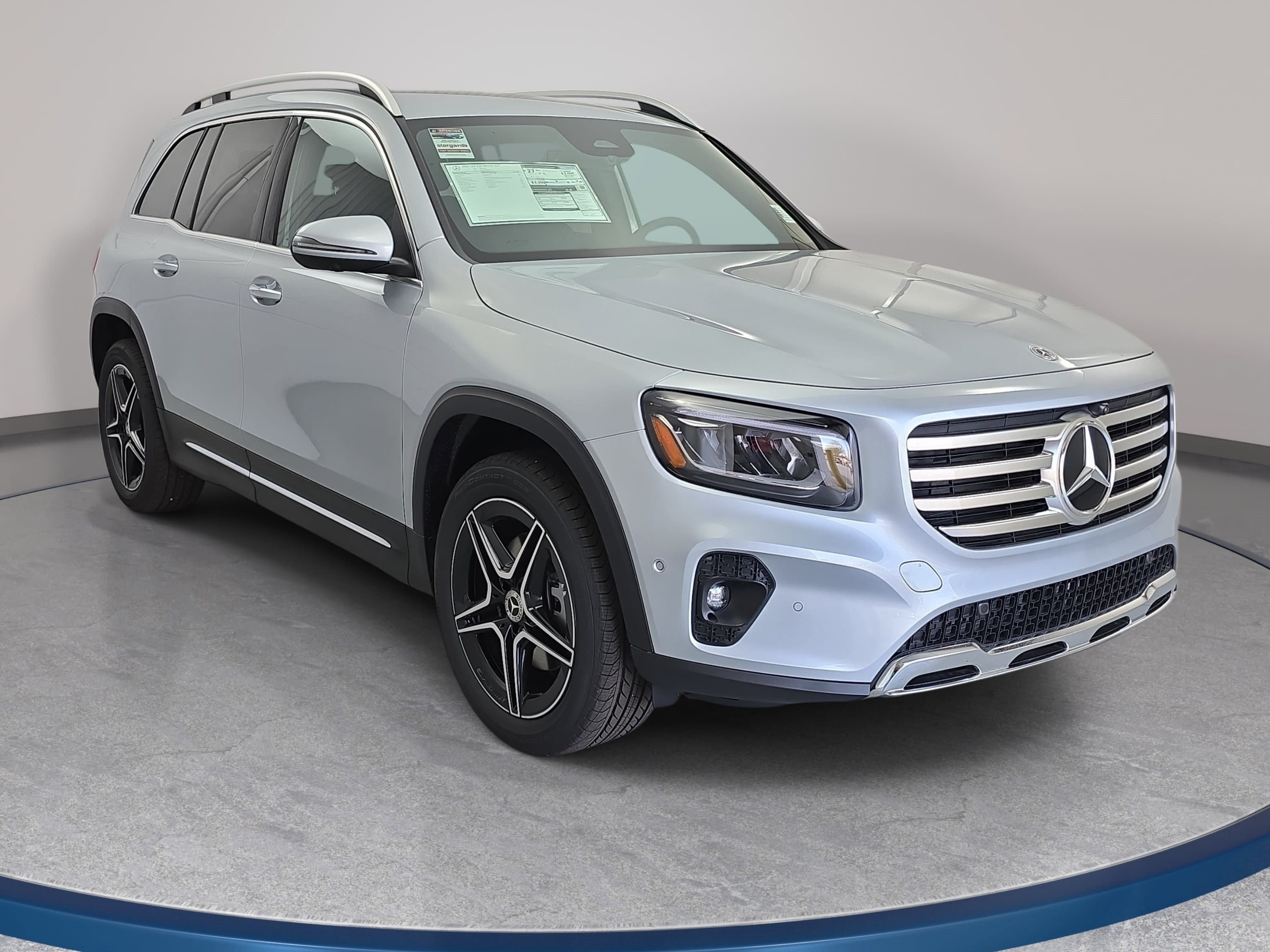 New 2026 Mercedes-Benz GLB 250 4MATIC image 3