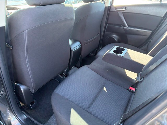 Used 2011 MAZDA MAZDA3 i Touring FWD image 26