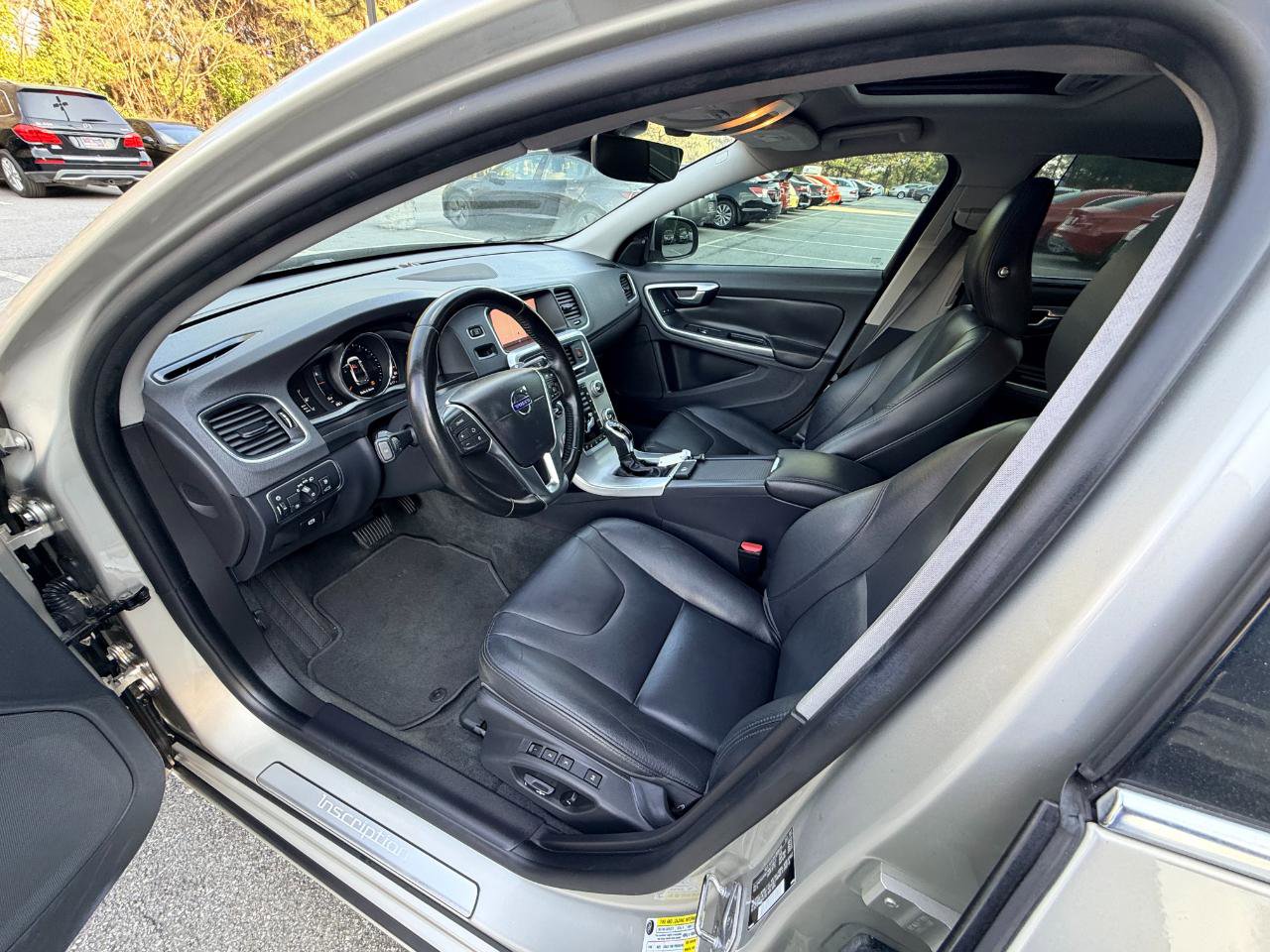 Used 2018 Volvo S60 T5 Inscription AWD/4WD image 8