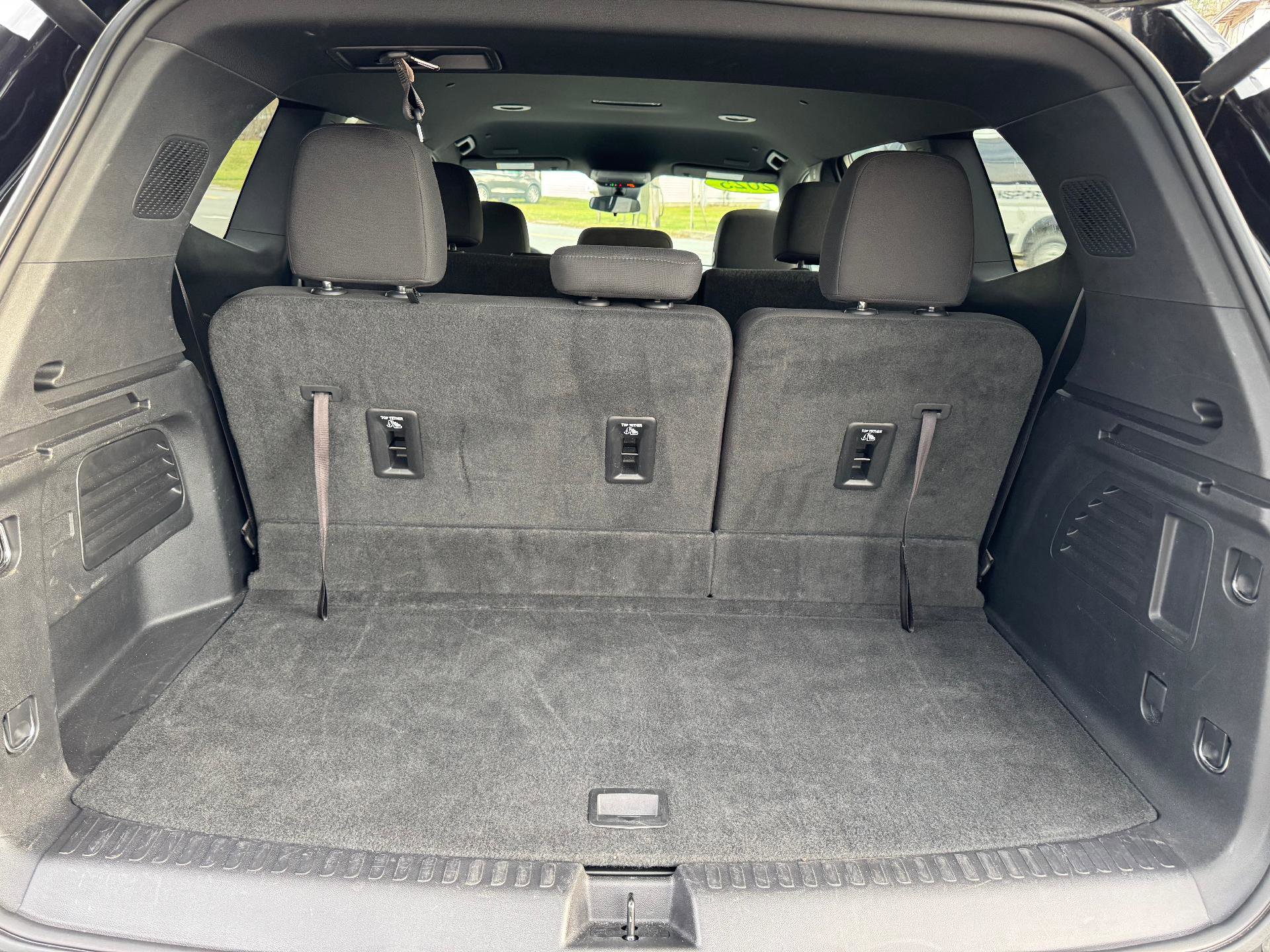 Used 2025 GMC Acadia Elevation image 39