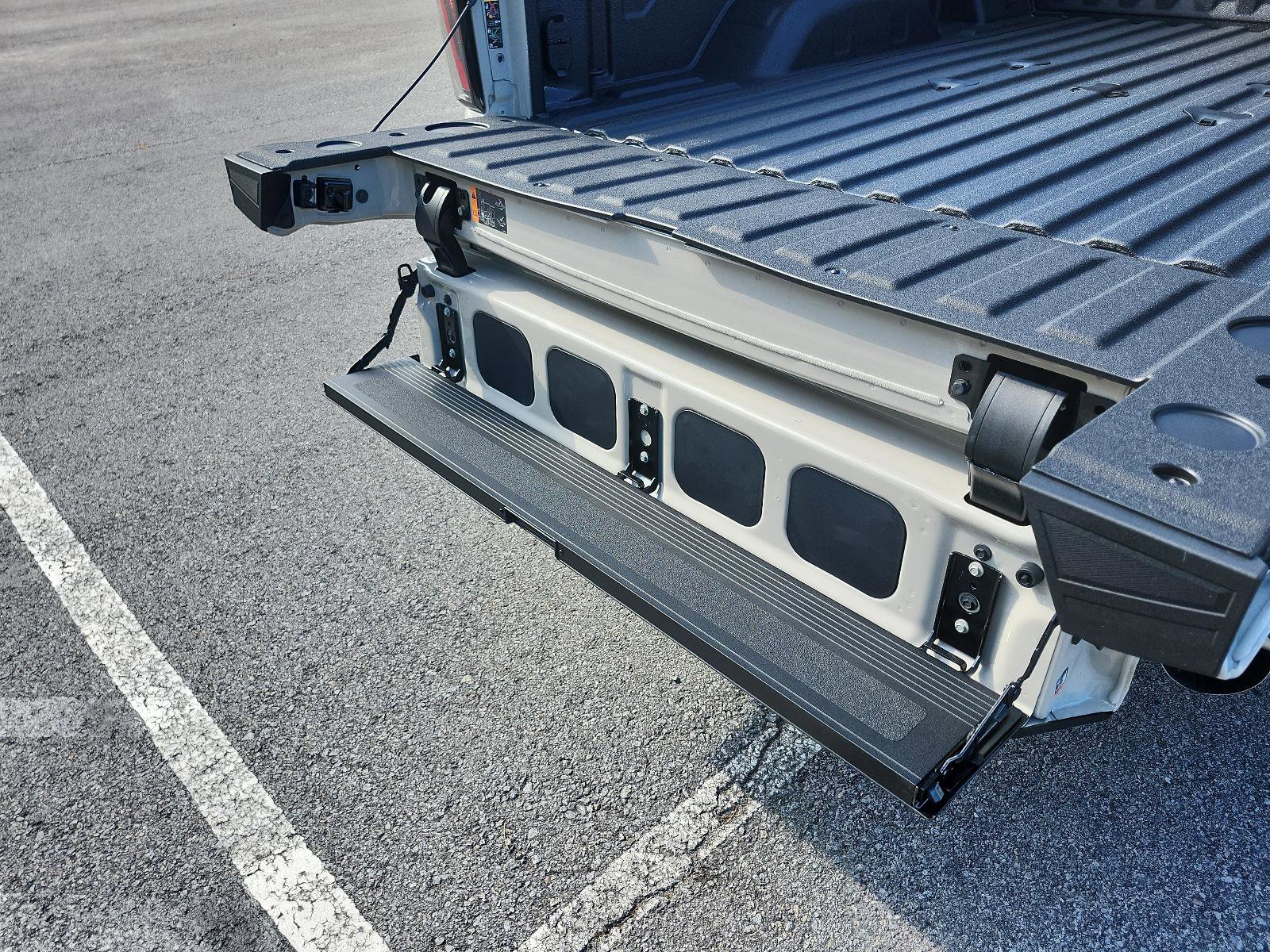 New 2026 GMC Sierra 2500 AT4 w/ AT4 Premium Plus Package image 10