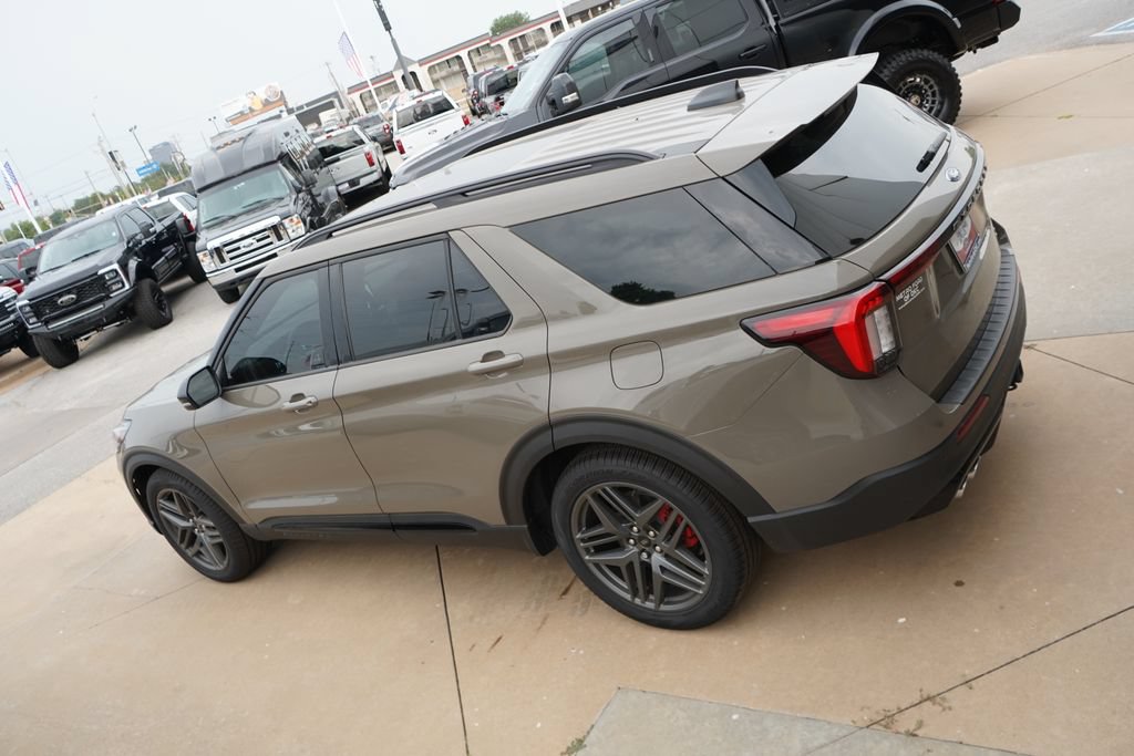 New 2026 Ford Explorer ST w/ Sun And Sound Package AWD/4WD image 12