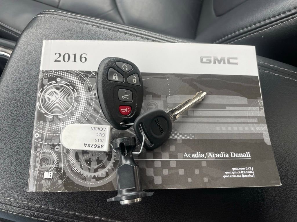 Used 2016 GMC Acadia SLT w/ Premium Edition AWD/4WD image 44