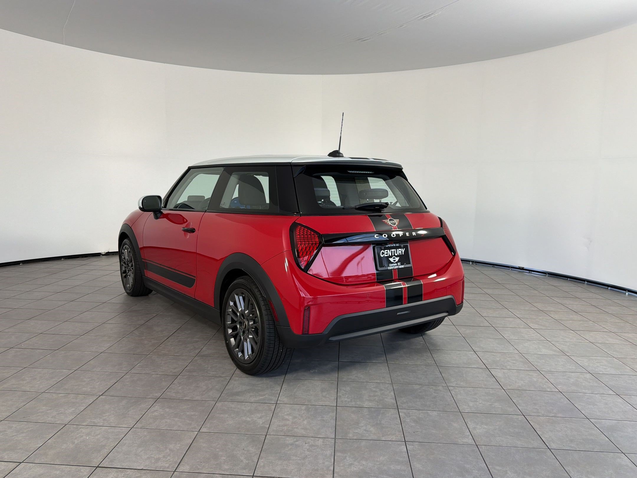 Used 2025 MINI Cooper S FWD image 3