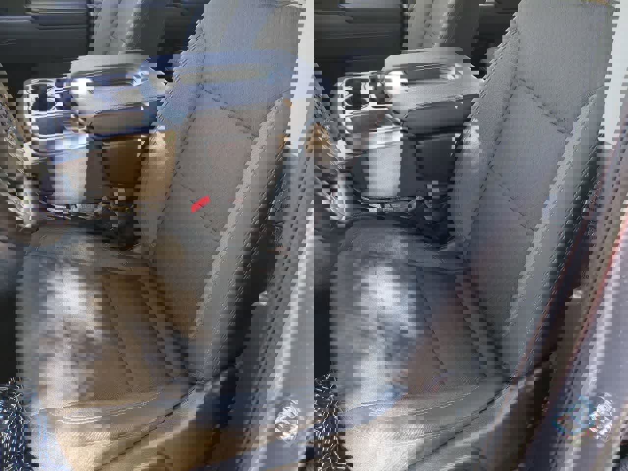 Used 2024 Chevrolet Silverado 1500 LT image 16