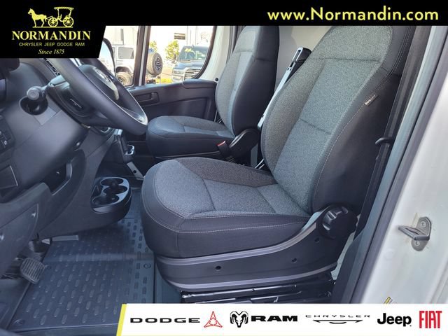 Used 2024 RAM ProMaster 2500 w/ Convenience Group FWD image 16