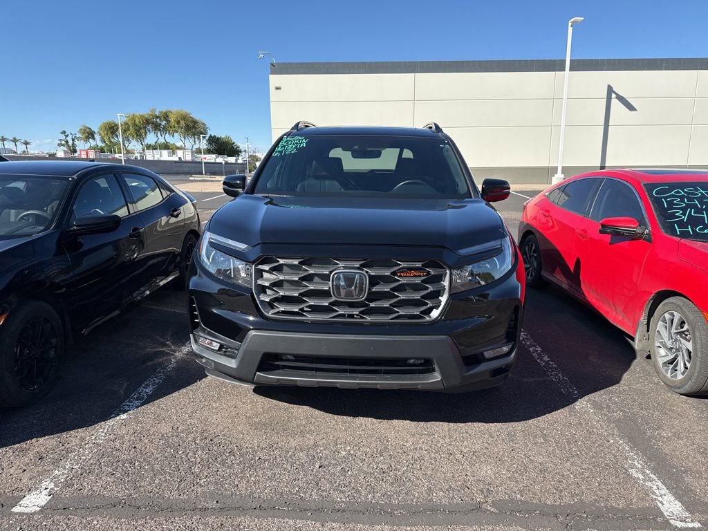 Certified 2023 Honda Passport TrailSport image 2