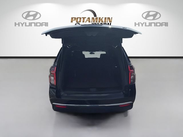 Used 2024 Chevrolet Suburban LT AWD/4WD image 25