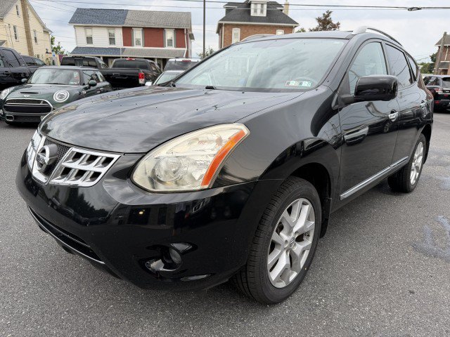 Used 2013 Nissan Rogue SL AWD/4WD image 2