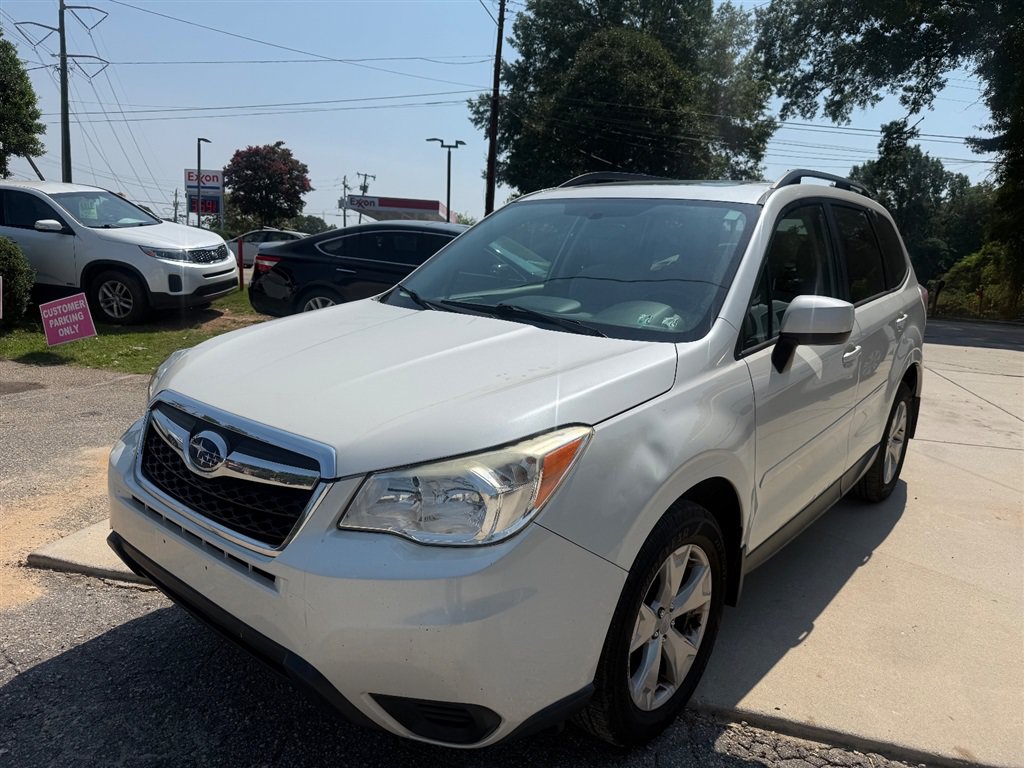 Used 2015 Subaru Forester 2.5i Premium w/ All-Weather Package AWD/4WD image 3