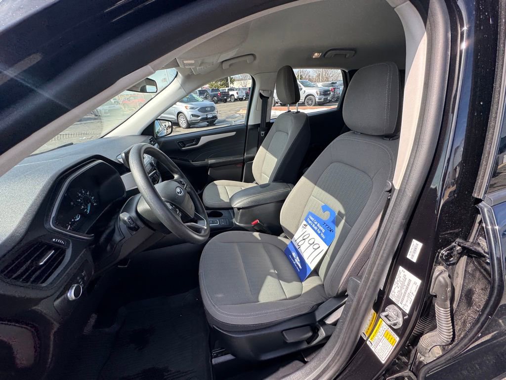 Certified 2022 Ford Escape S image 9