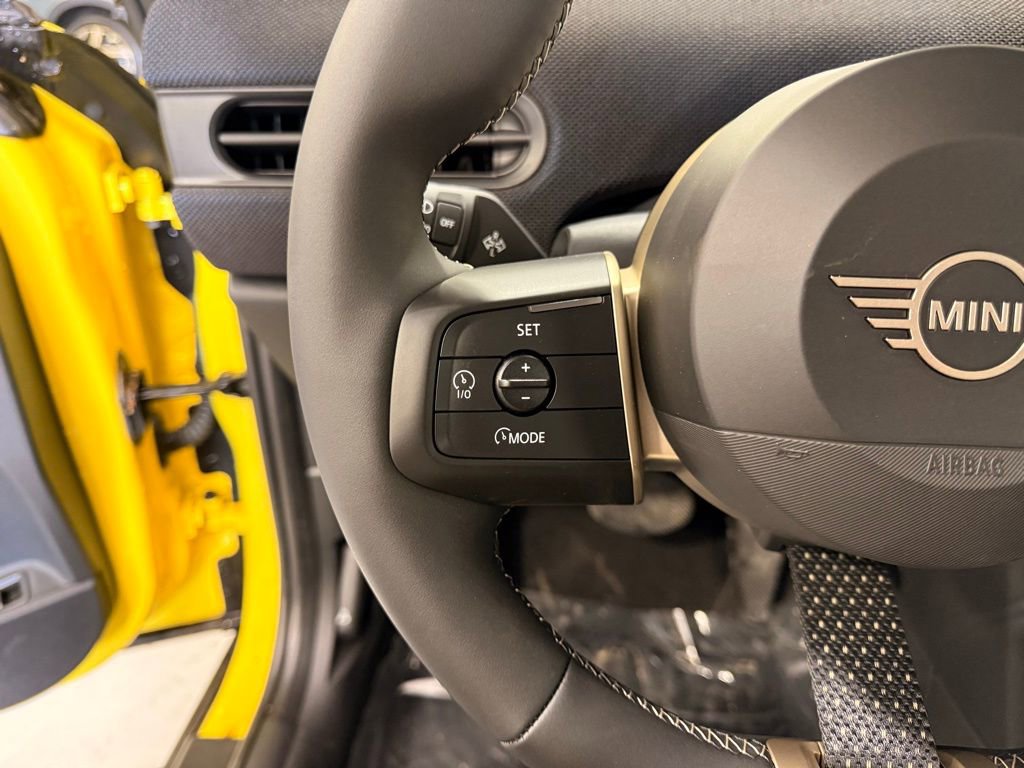 Certified 2025 MINI Cooper S image 13