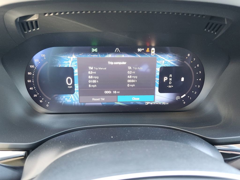 New 2026 Volvo XC60 B5 Plus w/ Climate Package image 6