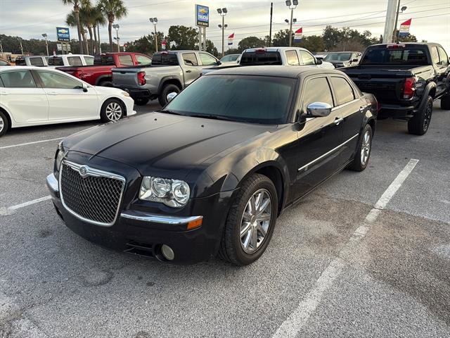 Used 2010 Chrysler 300 C w/ Luxury Group II image 3