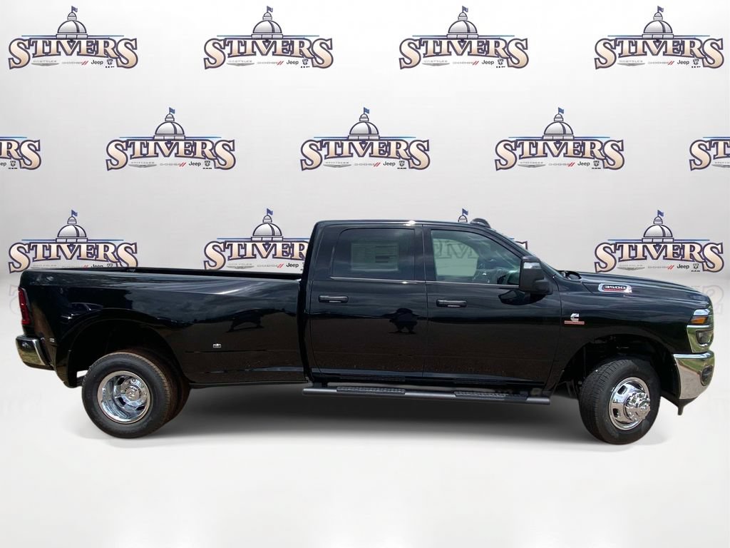 New 2026 RAM 3500 Tradesman AWD/4WD image 7