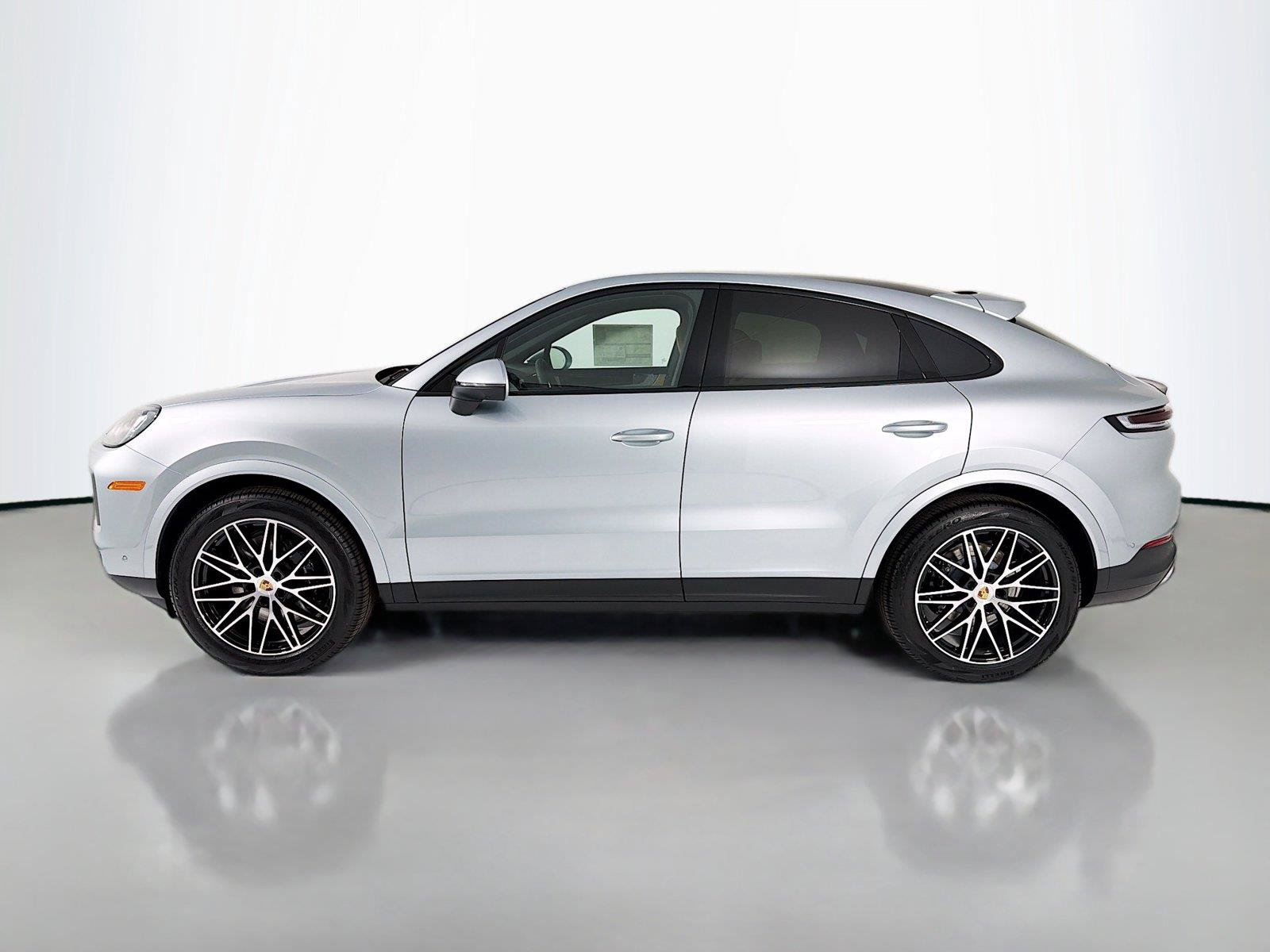 Used 2026 Porsche Cayenne Coupe AWD/4WD image 2