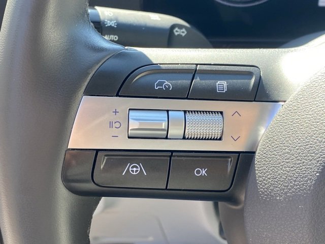 Used 2025 Hyundai Kona SEL image 17