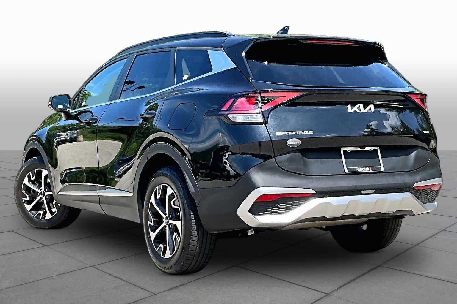 Used 2023 Kia Sportage EX w/ EX Premium Package AWD/4WD image 12