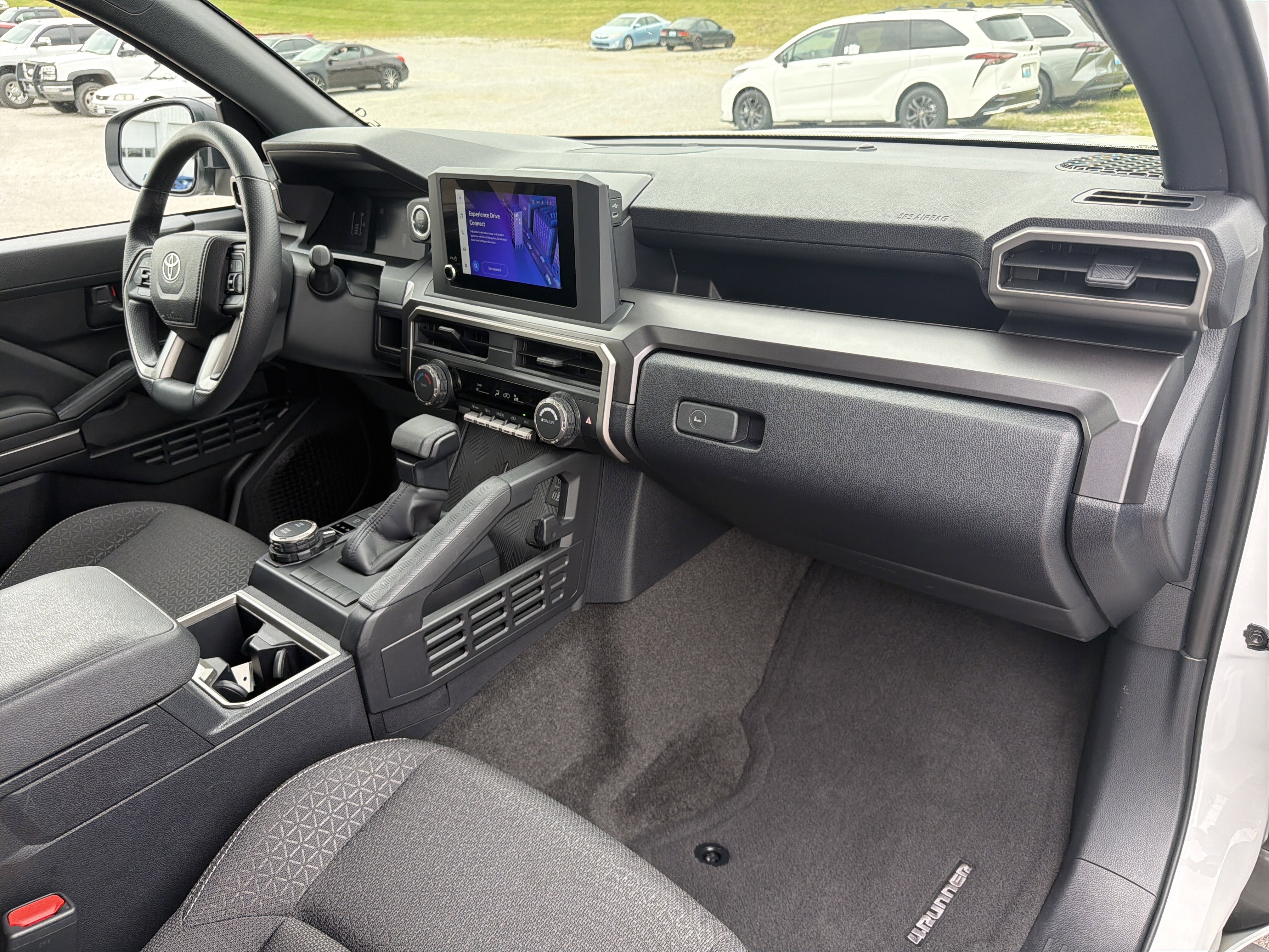 Certified 2025 Toyota 4Runner SR5 AWD/4WD image 35