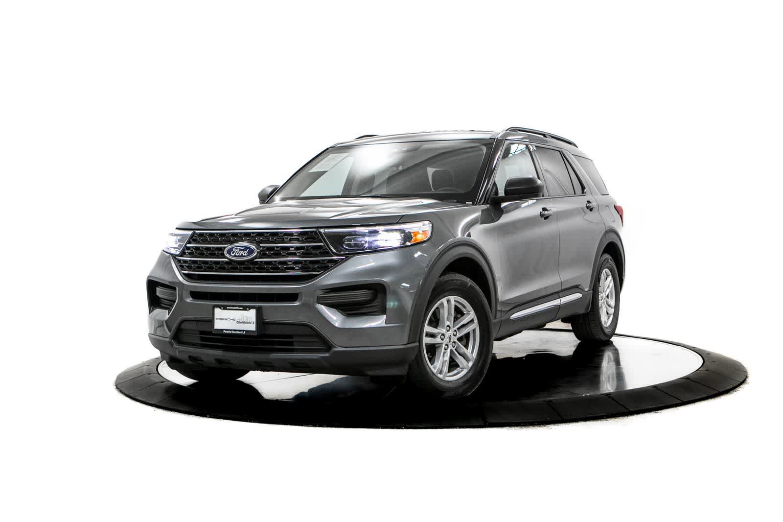 Used 2023 Ford Explorer XLT RWD image 1