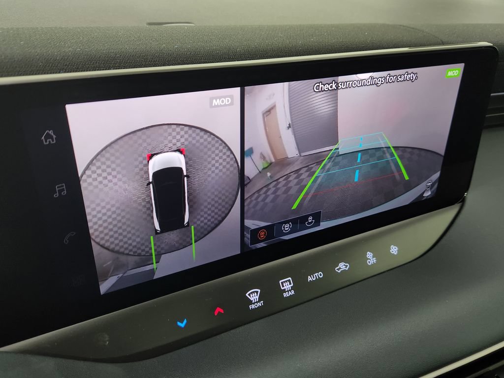New 2026 Nissan Leaf w/ Floor Mat Package (S+) FWD image 19
