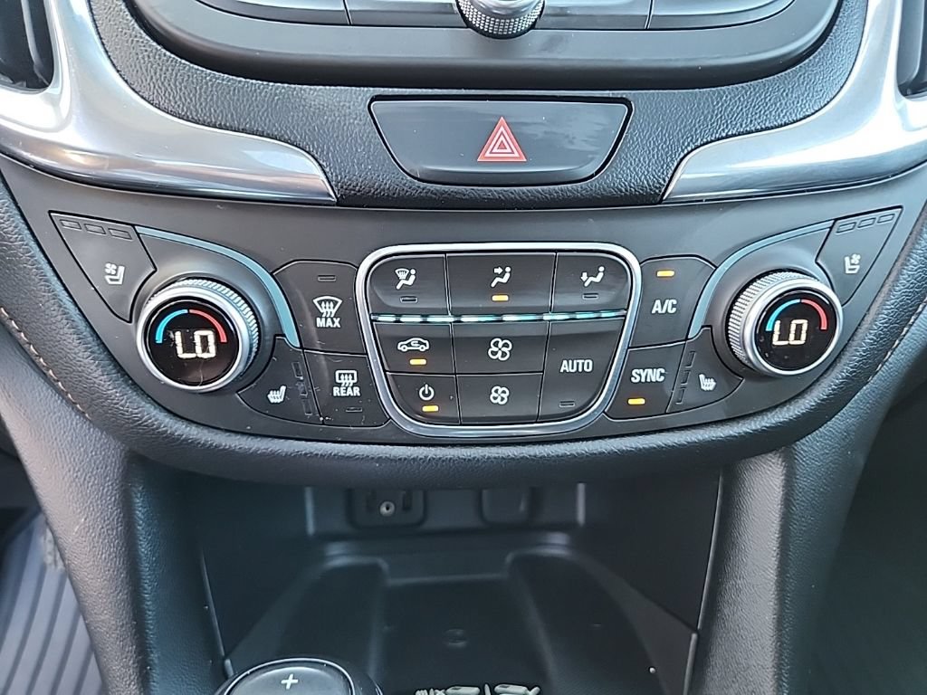 Used 2018 Chevrolet Equinox Premier AWD/4WD image 23