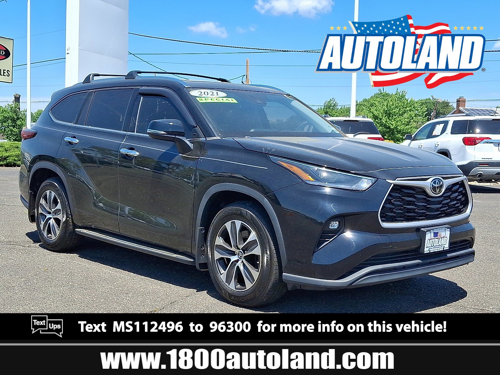 Used 2021 Toyota Highlander XLE AWD/4WD video 1