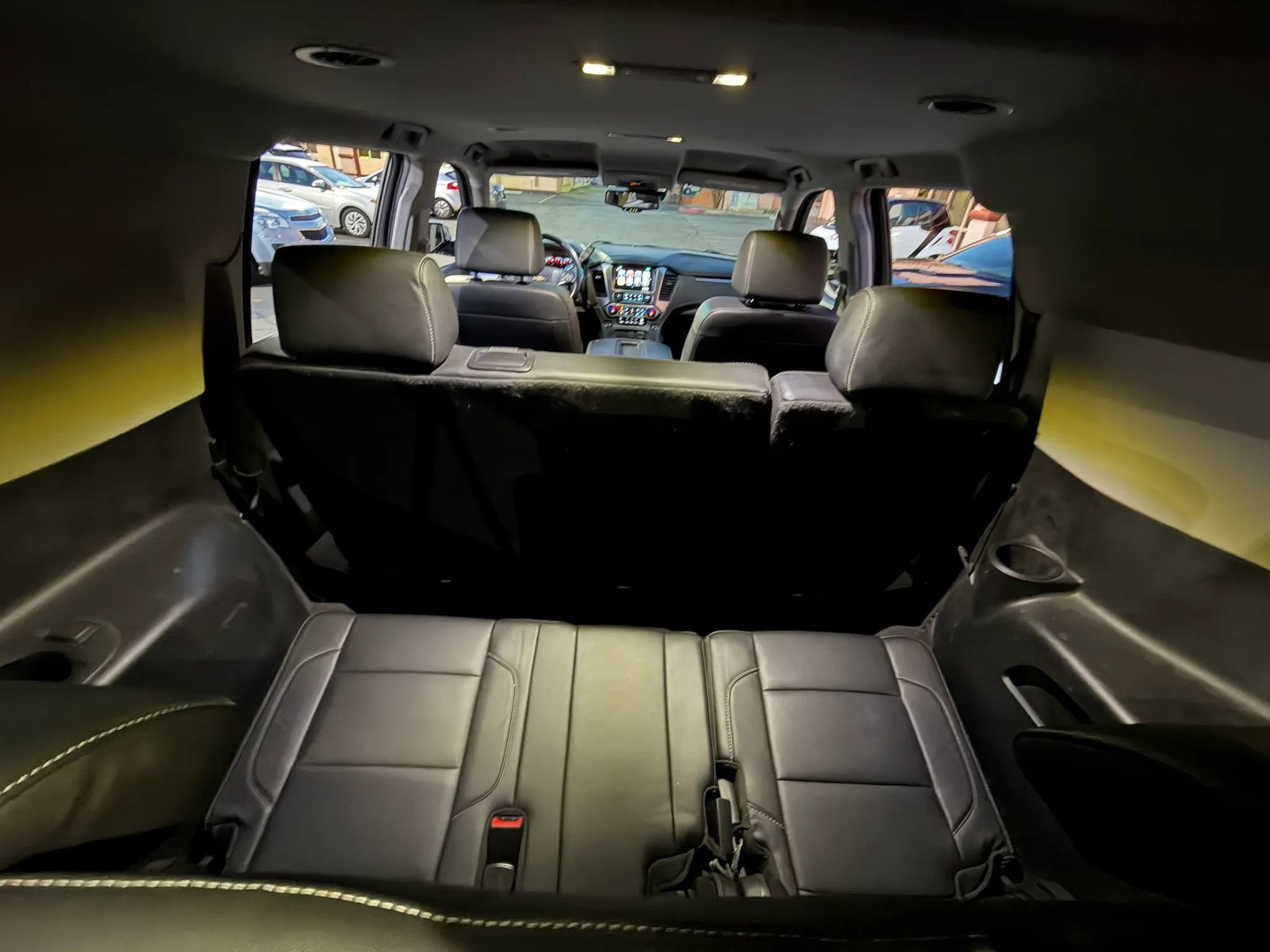 Used 2020 Chevrolet Suburban LT RWD image 20