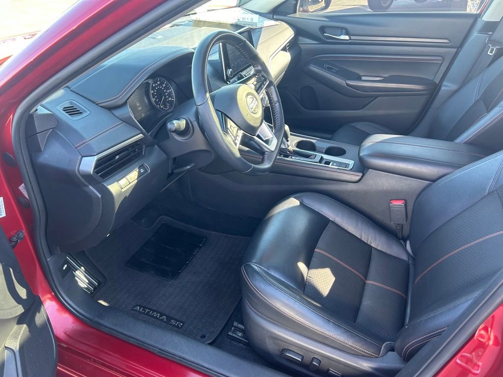 Used 2020 Nissan Altima 2.5 SR w/ Premium Package image 9