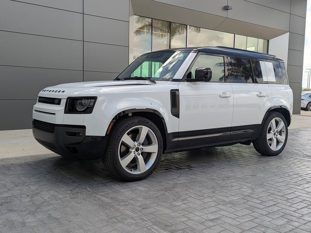 New 2026 Land Rover Defender 110 X-Dynamic SE image 2