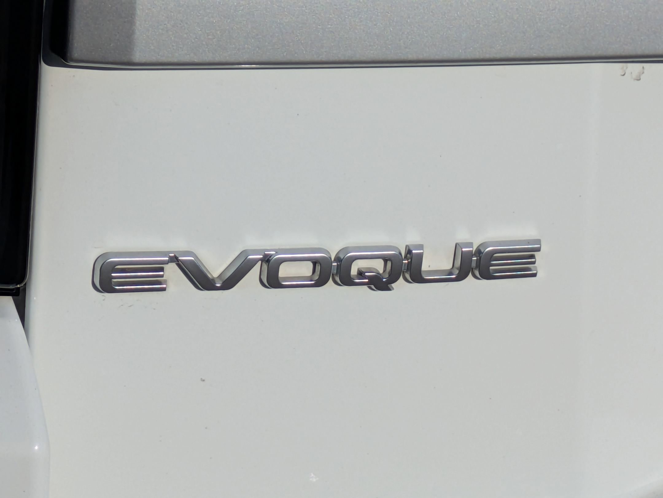 Used 2019 Land Rover Range Rover Evoque HSE image 33