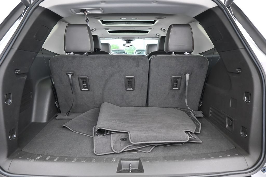 Used 2021 Chevrolet Traverse Premier w/ Redline Edition FWD image 49
