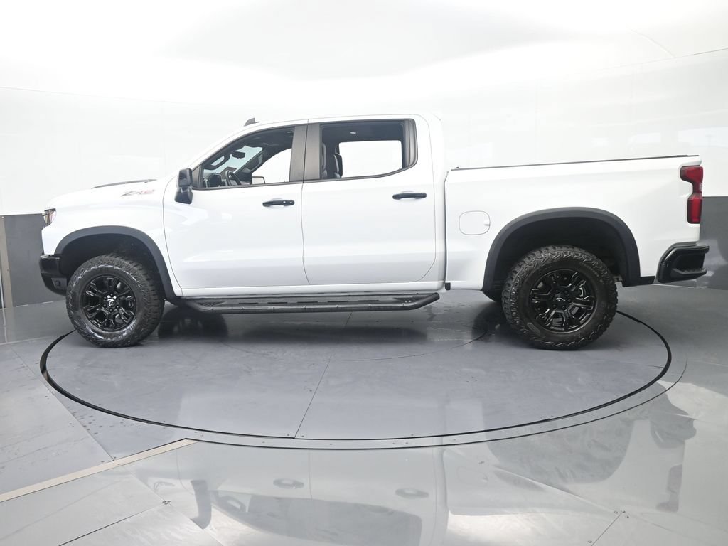 Used 2024 Chevrolet Silverado 1500 ZR2 w/ Technology Package AWD/4WD image 3