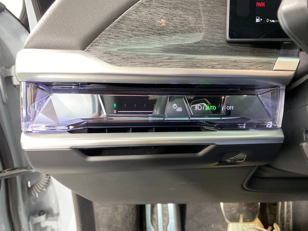 Used 2024 BMW 760i xDrive image 13