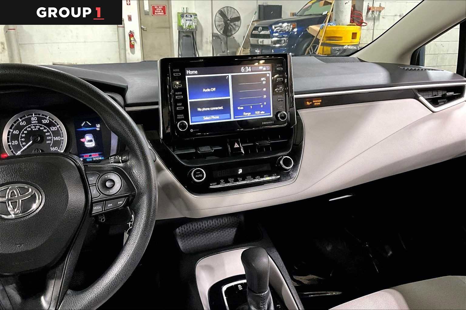 Used 2021 Toyota Corolla LE FWD image 7