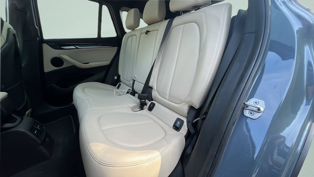 Used 2021 BMW X1 sDrive28i w/ Convenience Package FWD image 10