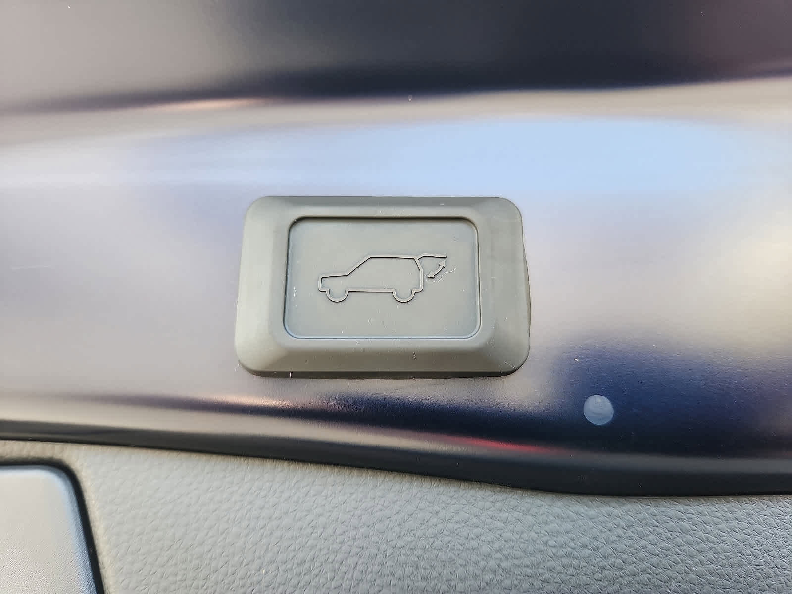 Certified 2023 Toyota RAV4 XSE image 30