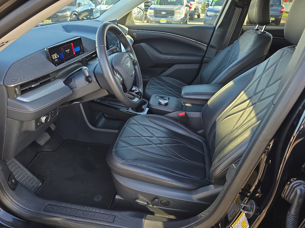 Used 2021 Ford Mustang Mach-E Select image 15