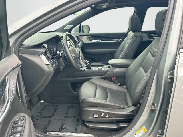 Certified 2023 Cadillac XT5 Premium Luxury AWD/4WD image 16